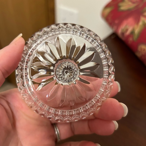 Crystal Ring Holder - Picture 3 of 3